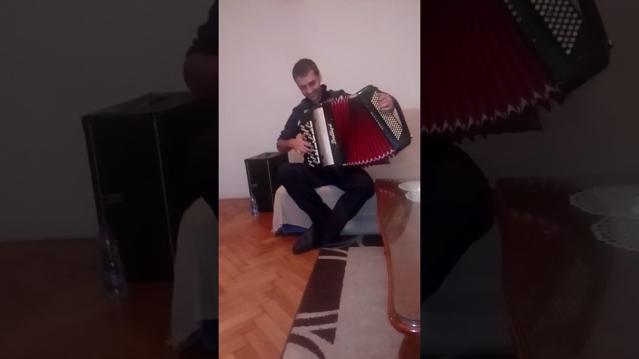 Marko Djuric - Medeno kolo (Ljubisa Pavkovic)