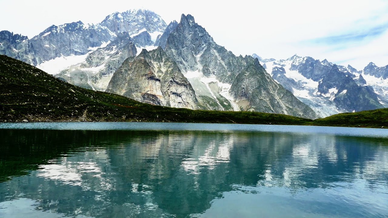 Valle d'Aosta (Courmayeur) Escursione al Lago Checrouit
