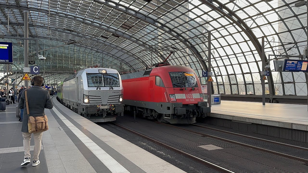 Deutsche Bahn Action @ Berlin Hbf (November 2025)