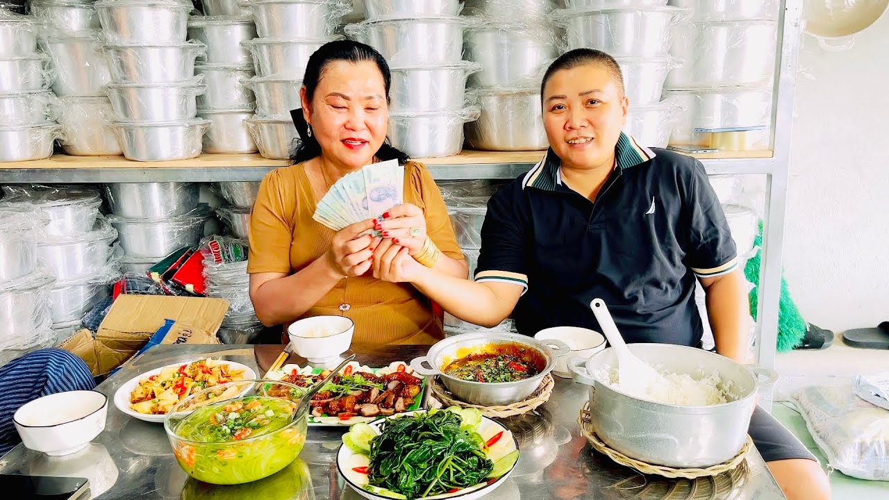 Phương nhận được số tiền khủng của chị Mai ở Mỹ gửi tặng | Bữa Cơm Hạnh Phúc 