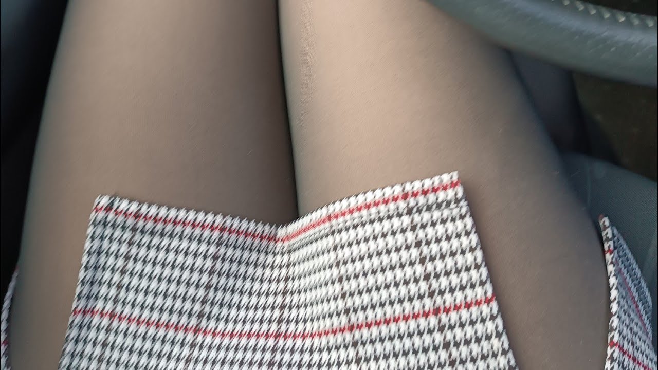 Crossdresser prepares for shopping alone 😎