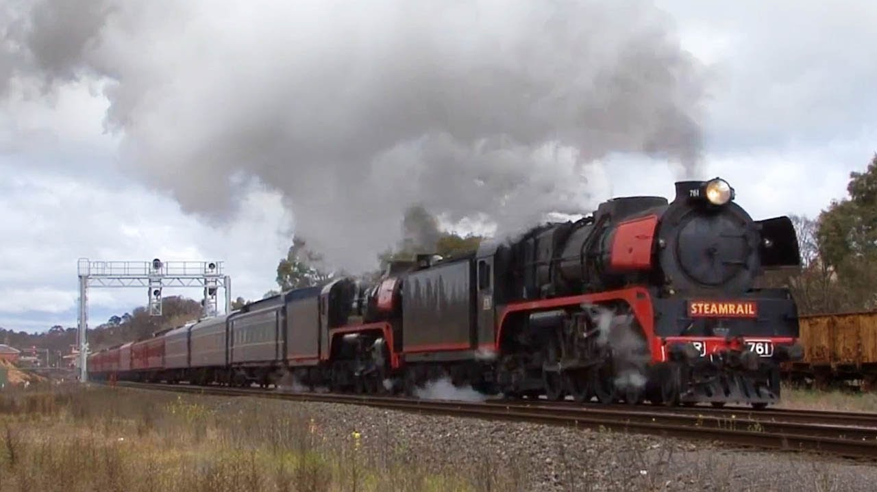 Double Headed Hudsons on the Maldon Experience train: Australian Trains