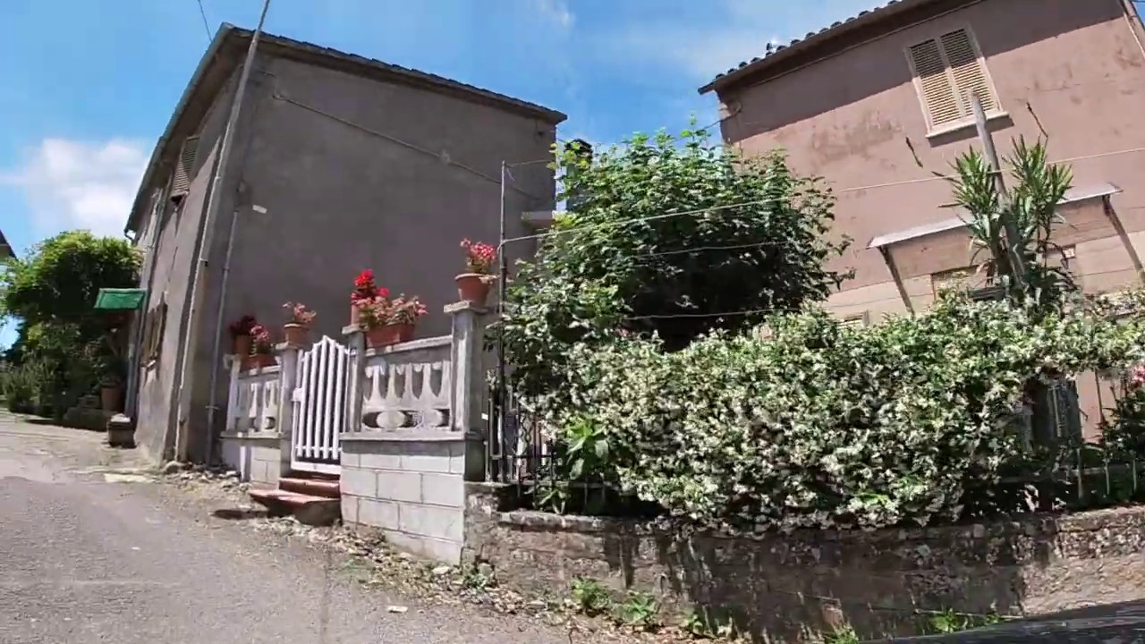 Contesto Castel Giorgio 23