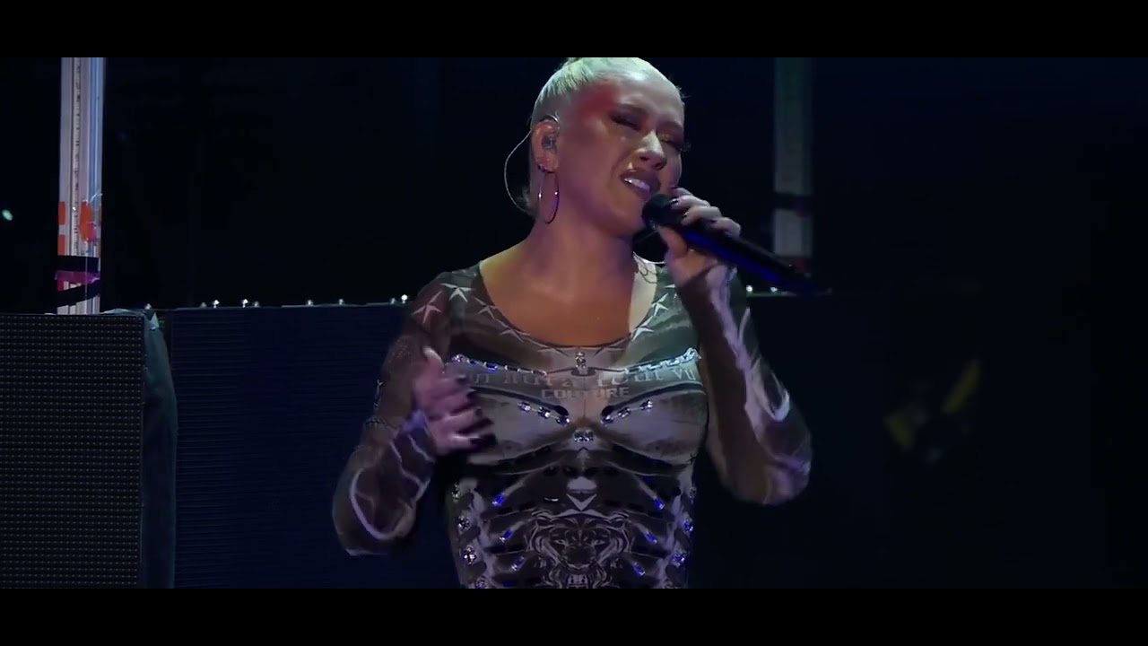 Christina Aguilera live @ Palladium LA 10/06 Ain’t No Other Man  + Lady Marmalade + SS + Beautiful