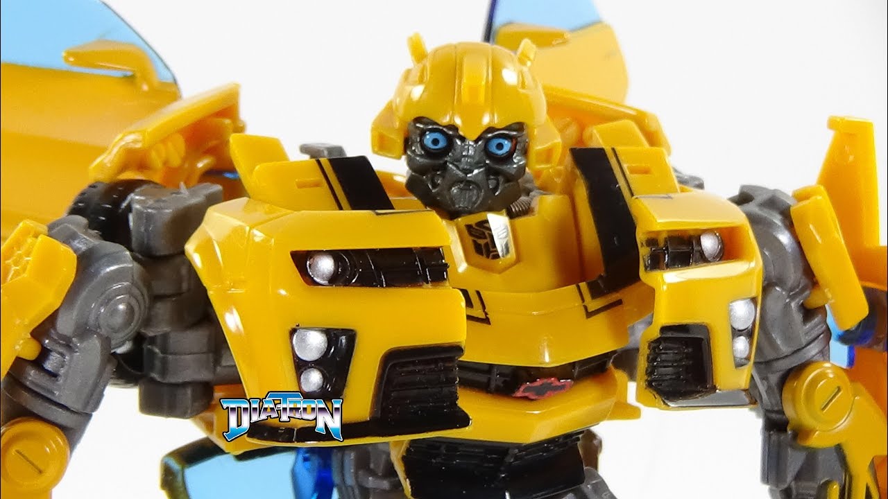 DIA-REVIEW ROTF DELUXE CLASS BUMBLEBEE