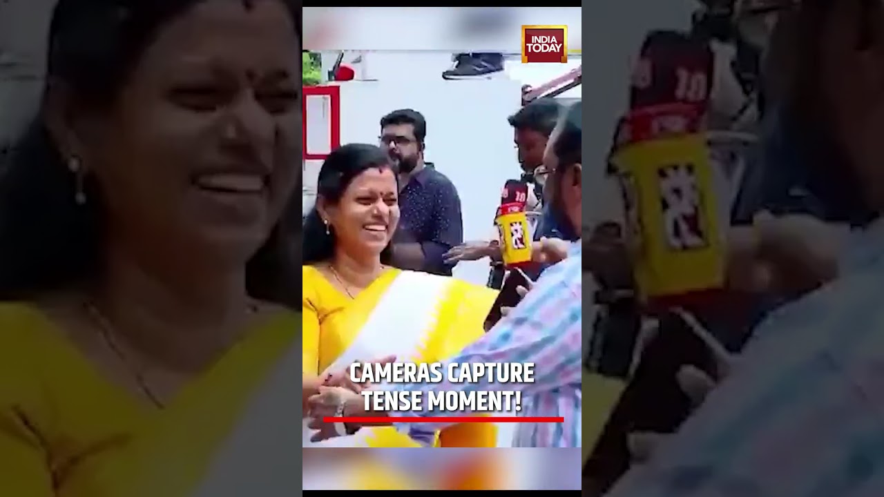 VIRAL VIDEO | Cameras Capture Tense Exchange At Kerala Political Gathering | India Today