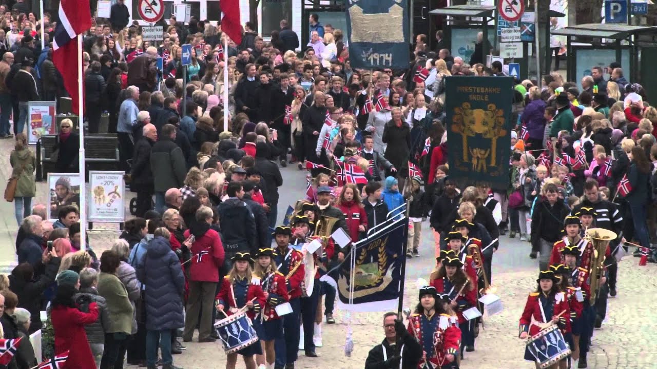 Halden 350 &aring;r: Barnetog