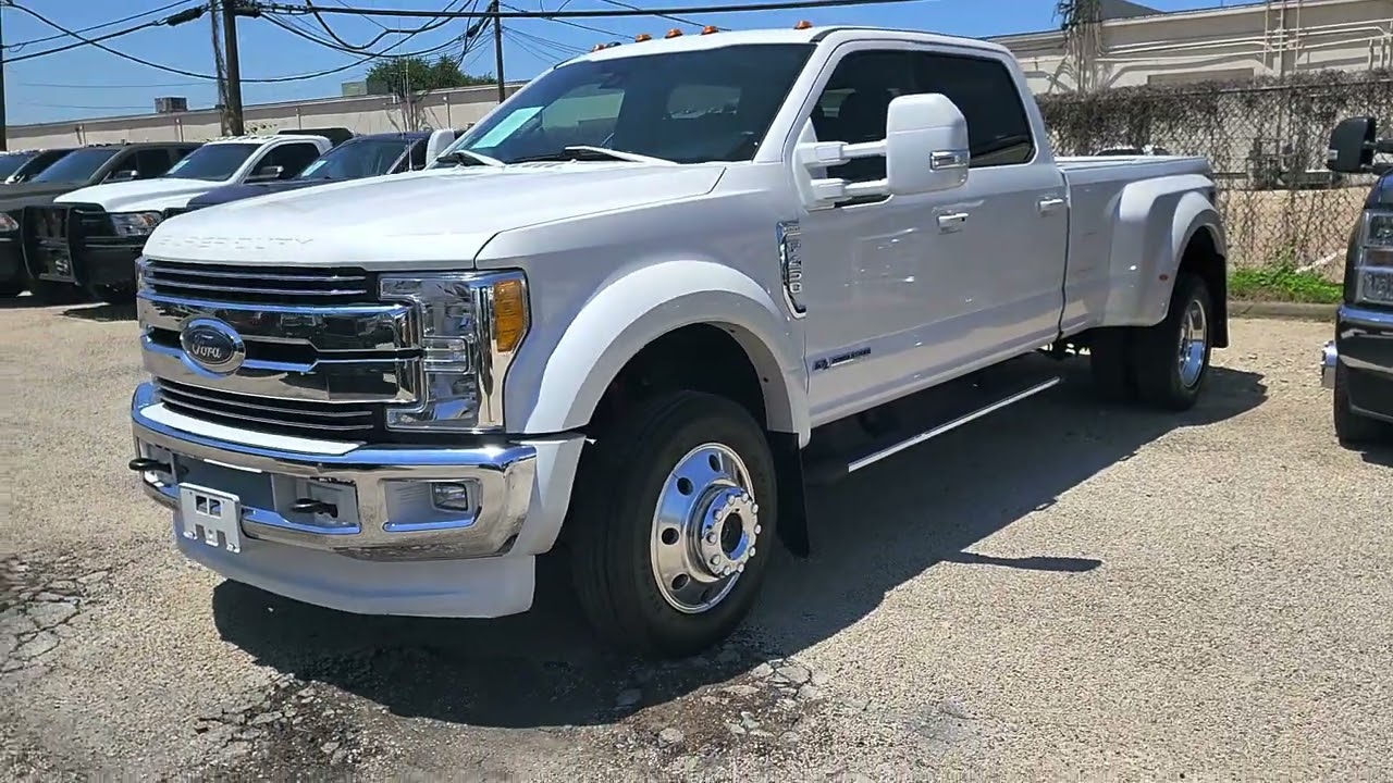 2017 Ford F-450 Lariat Carsandpickups.com Stock # B65139 (link in the description)