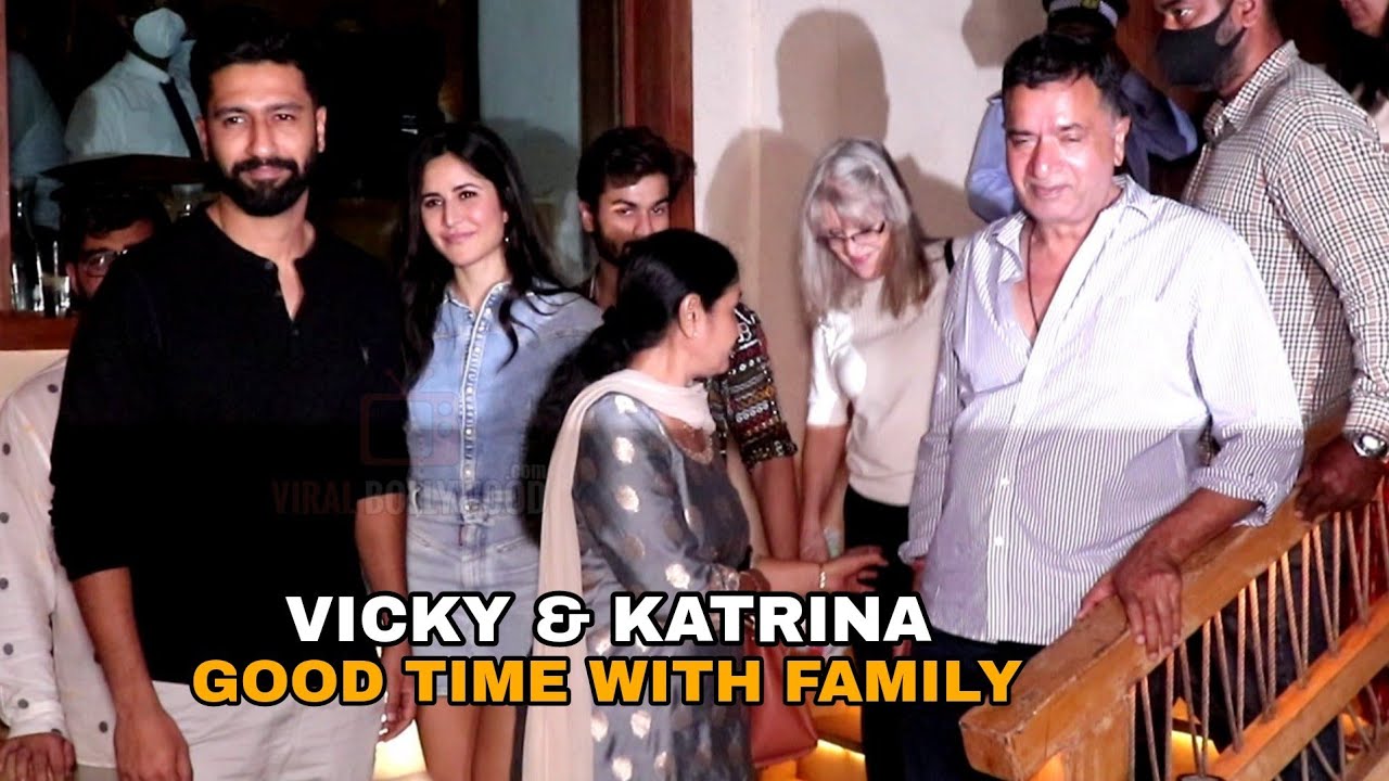 (VIKAT) Katrina Kaif & Vicky Kaushal Night Out With FAMILY | Bastian Worli