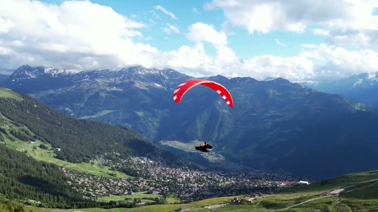 Paragliding in Verbier, Switzerland - Croix de Coeur
