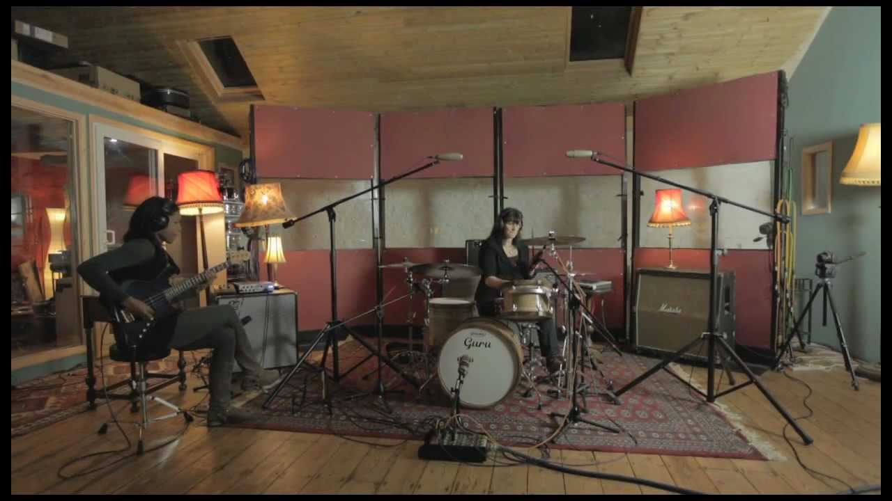 Guru Drums "The Guru Sessions" part 1. Origin Classic - Michele Drees & Yolanda Charles.