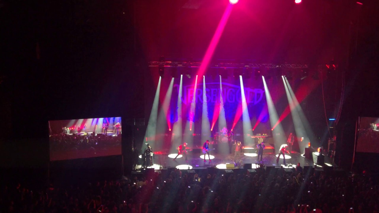 Versengold ft. subway to sally - Veitstanz (15 Jahre Live im Mehr Theater Hamburg) 27.10.18