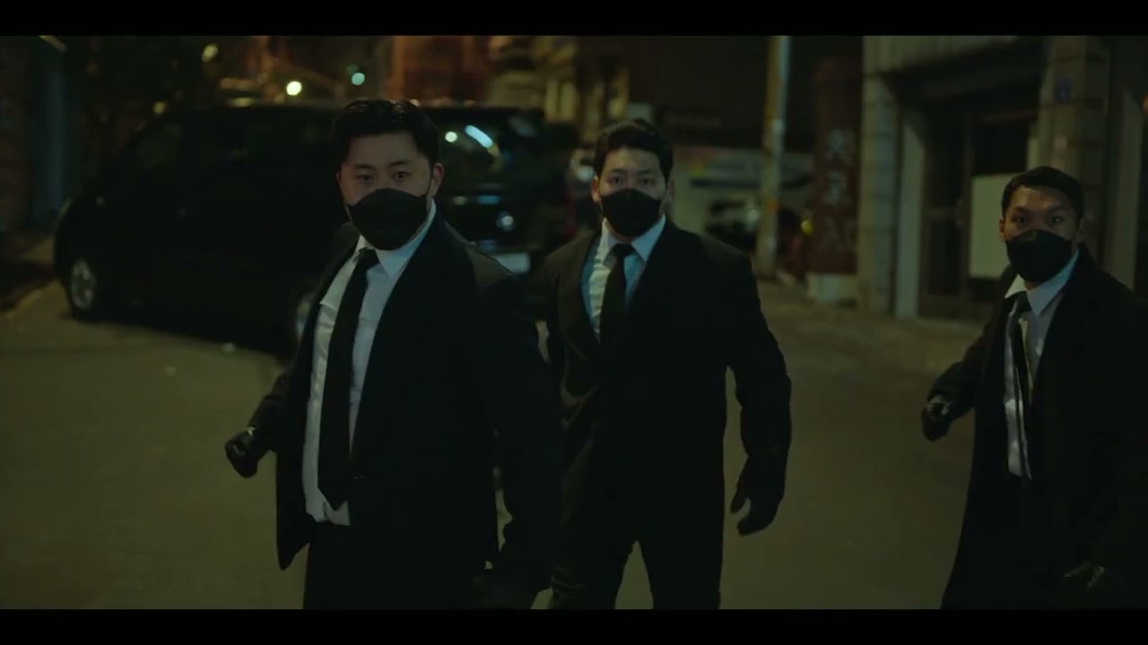 사냥개들 깡패들 상대로 11:1 싸움하는 복싱 선수