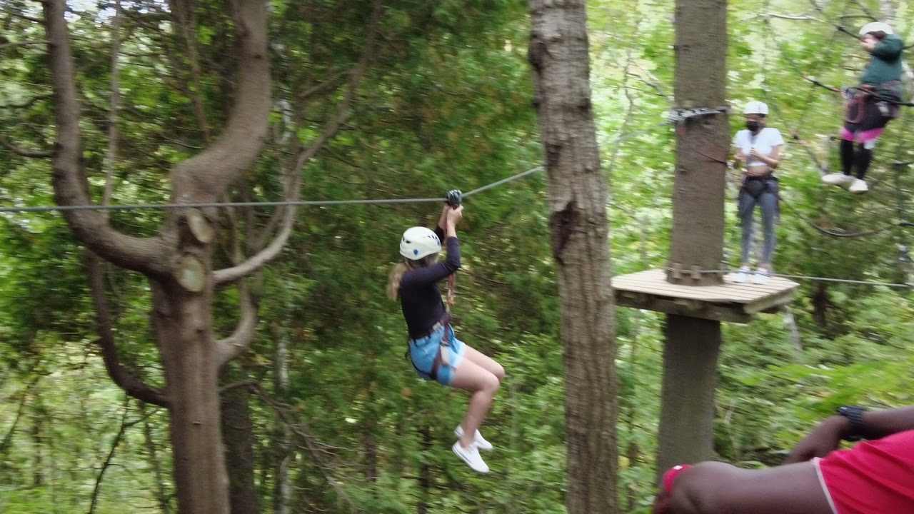 Sortie de Motivaction Jeunesse à Arbraska Chauveau le 22 septembre 2021.