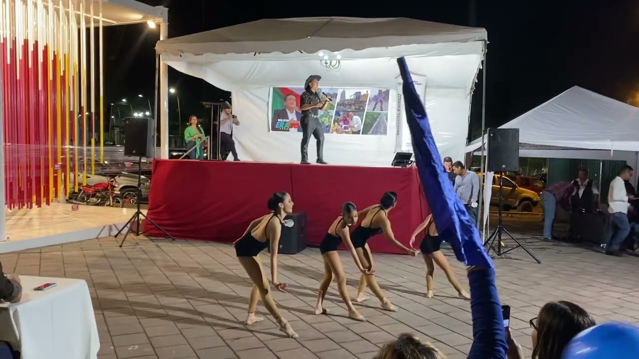 Presentación Academia de Danza Alisson Yarleque | Junto a Ángel Murillo/ Ganador del 1 primer lugar