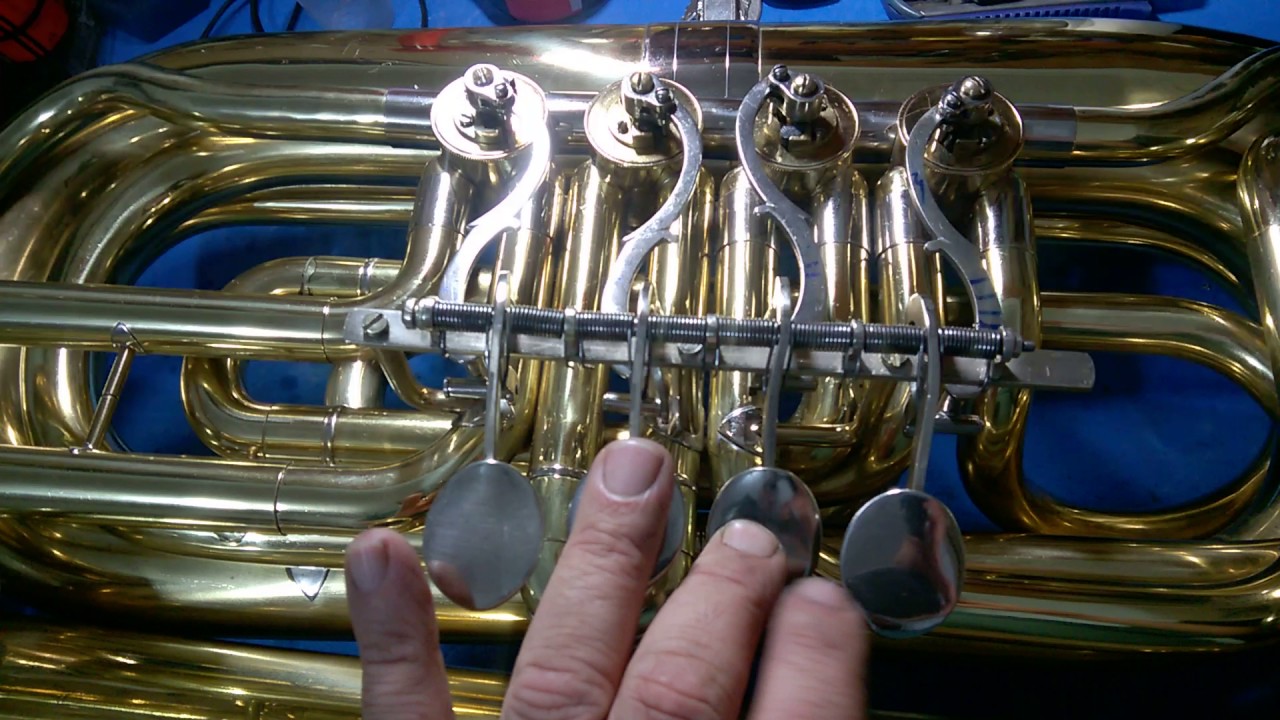 Revis&atilde;o de rotores de Tuba Amati 06 01 17