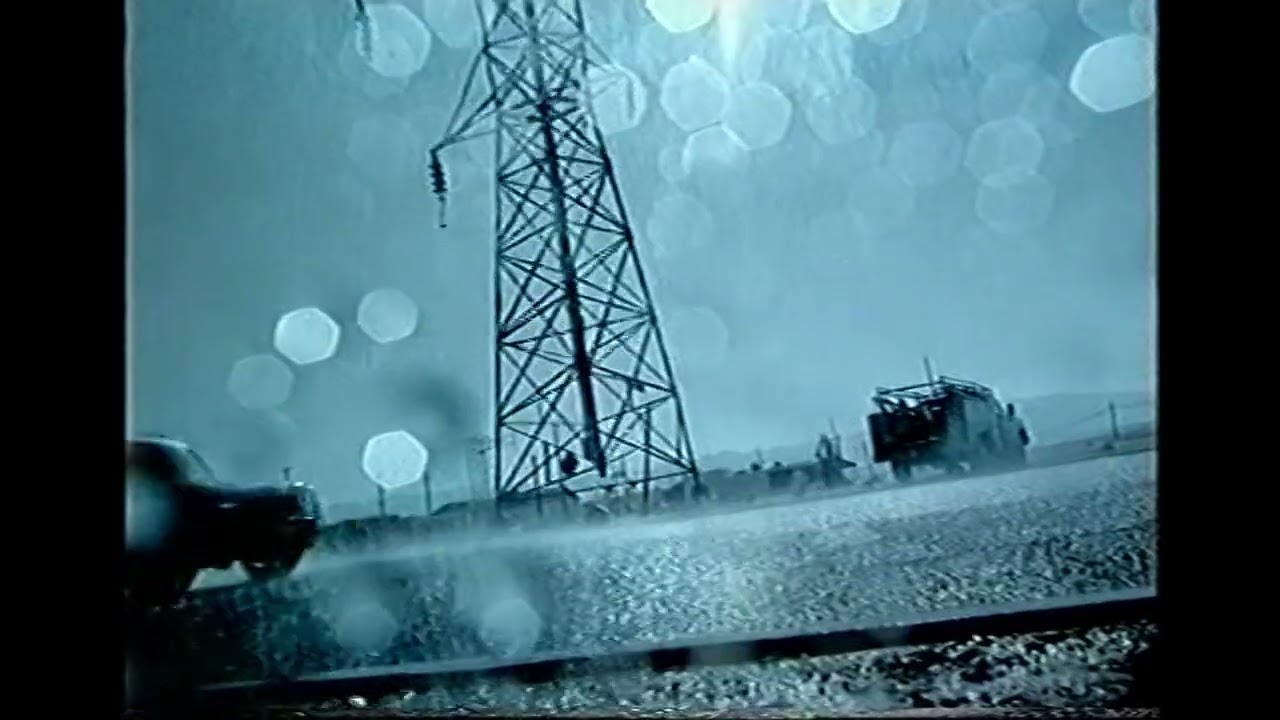 Land Rover Discovery Advert    ITV   1999