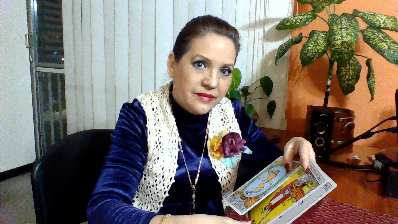 Video 50. Lectura de la Cruz Simple, versión de Marinela Ramírez