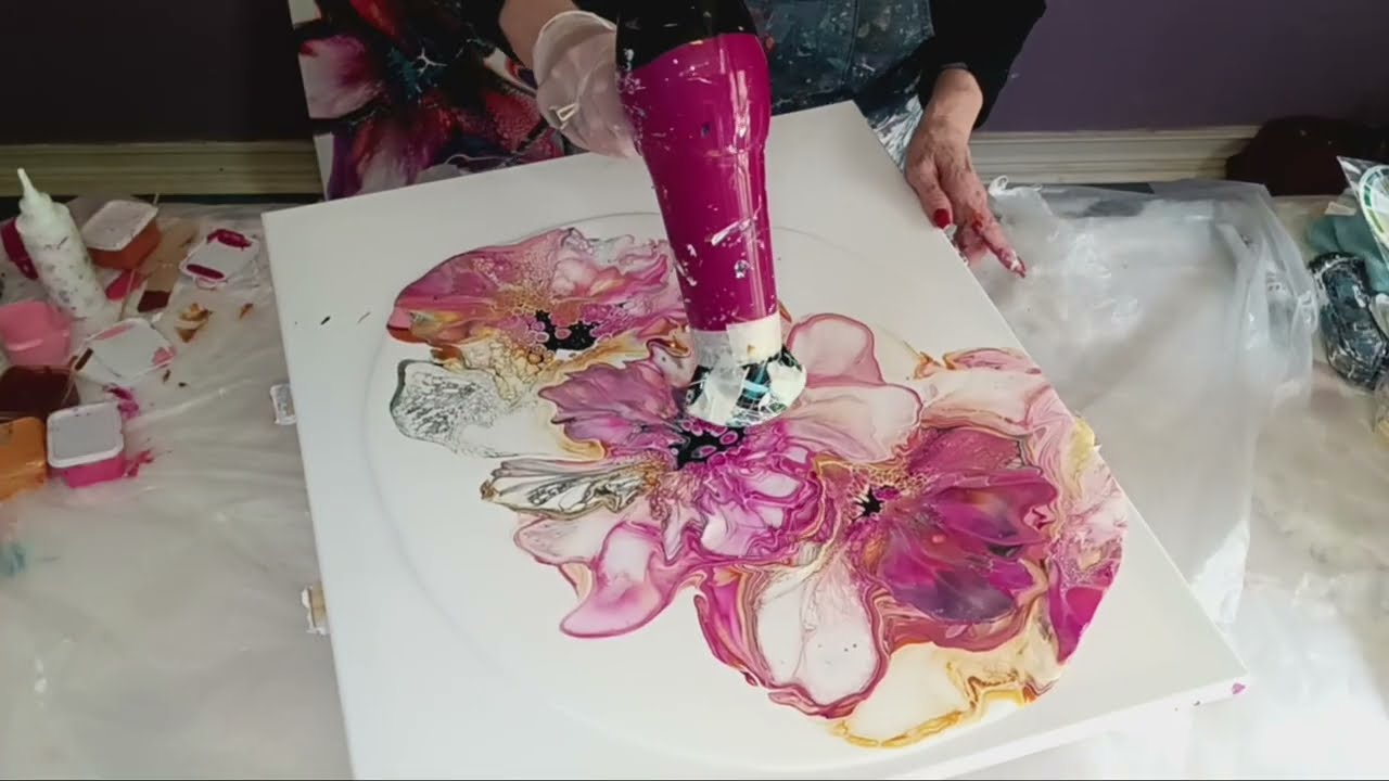349 Gorgeous cells and lacing in a big pretty bloom~Must see #acrylicpour #fluidart #arttherapy