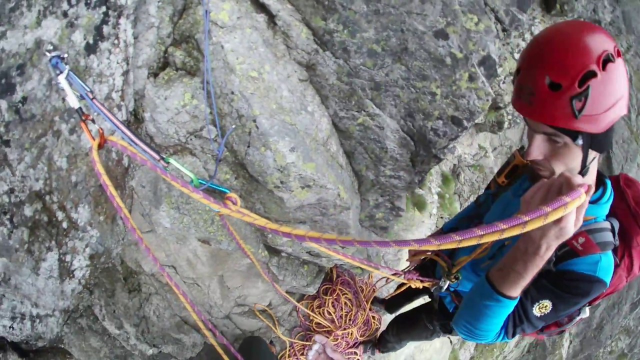 Zamarła Turnia - Droga Motyki (All about Mountains)