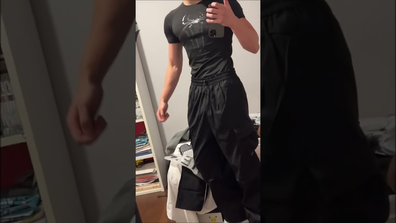 black spiderman compression shirt 🕸️