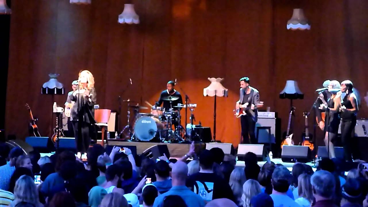 Adele - Rumour Has It - Aug 11, 2011 - Edgefield - Troutdale, OR