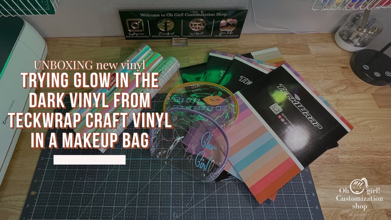 UNBOXING new vinyl / Trying Glow in the Dark Vinyl from TeckWrap Craft Vinyl in a Makeup bag