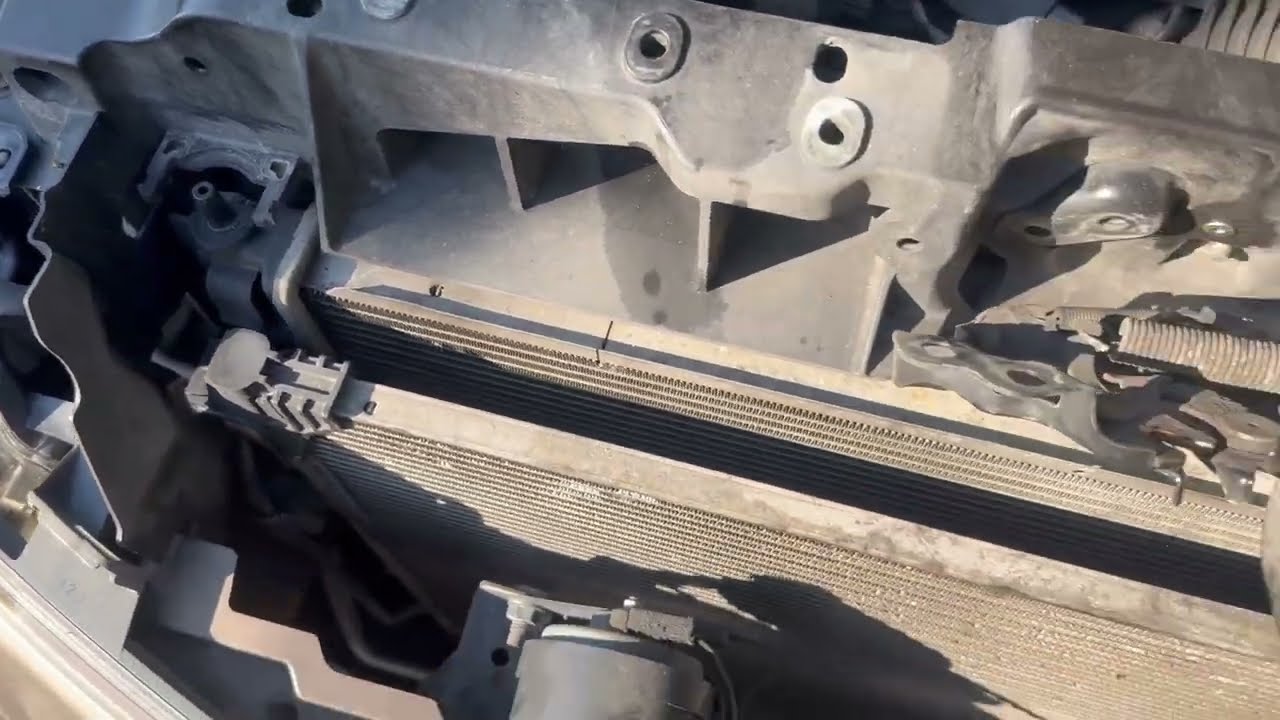 2012 Nissan Murano. Cómo cambiar el radiador  de la forma mas  fácil posible Paso a Paso