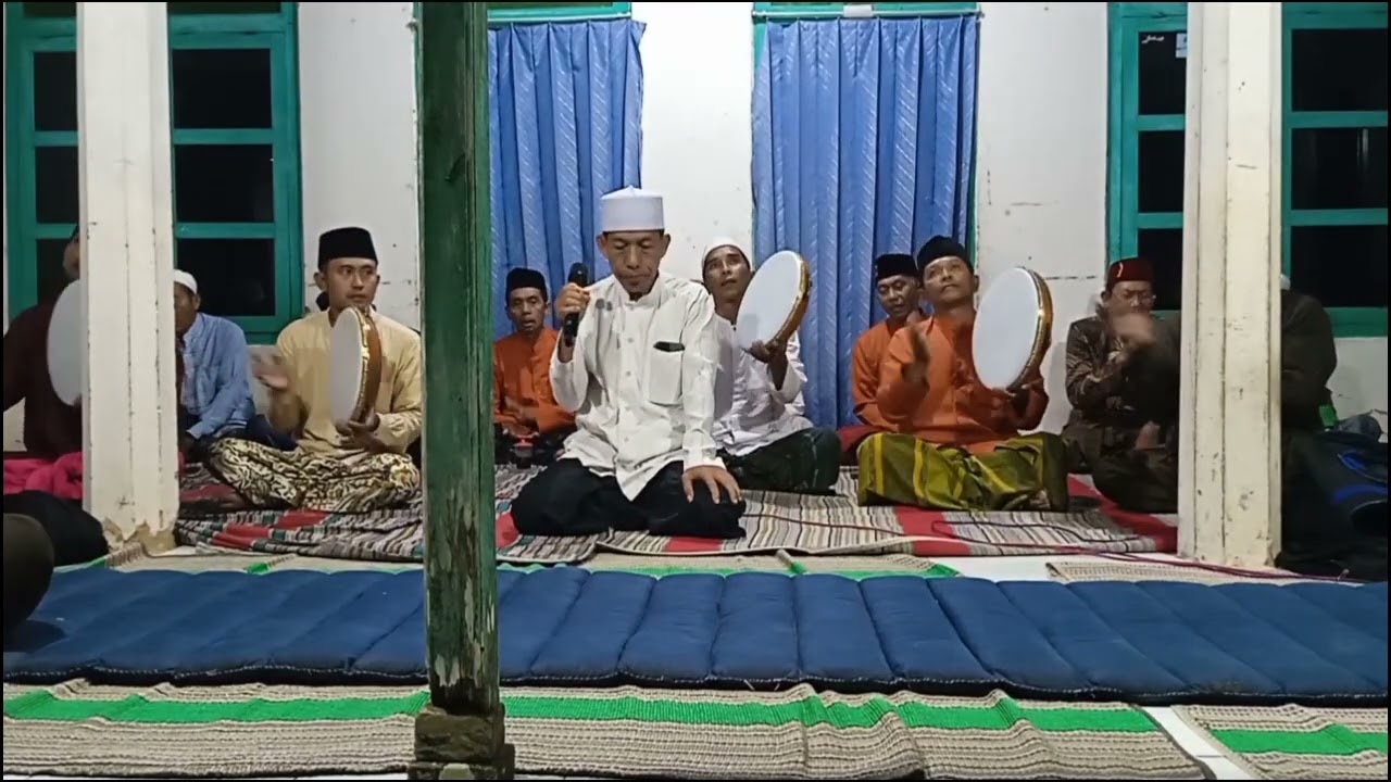Hadrah Klasik HIKMATUL ISYRAQ Sumenep. Dikediaman Ust Hamdi. Ambunten.