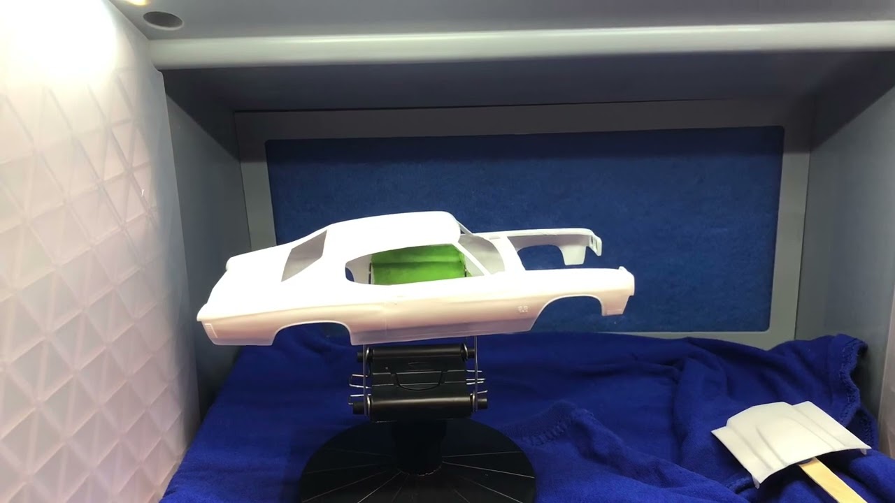 1st time mixing Mr. Color 1500 black surfacer and airbrushing a car.
