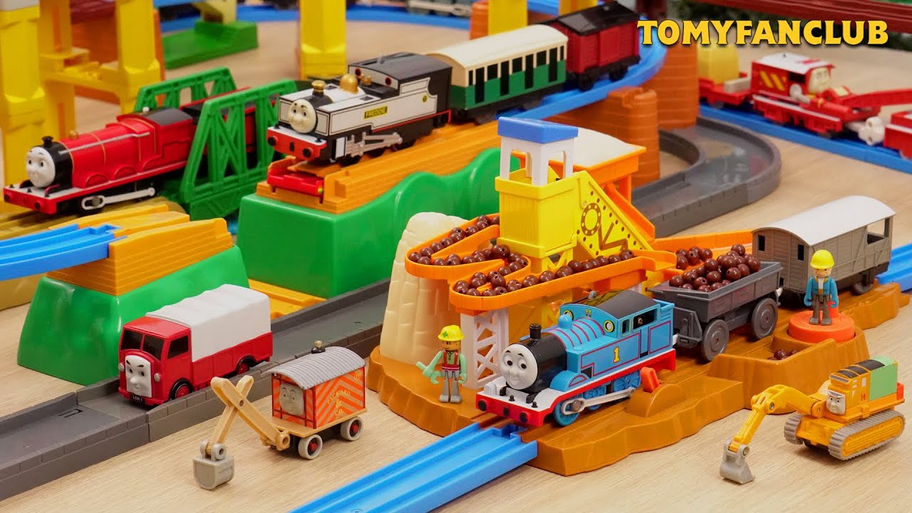 Thomas the Tank Engine Plarail Sodor Quarry Loader and Cranky Crane | TOMY FANCLUB