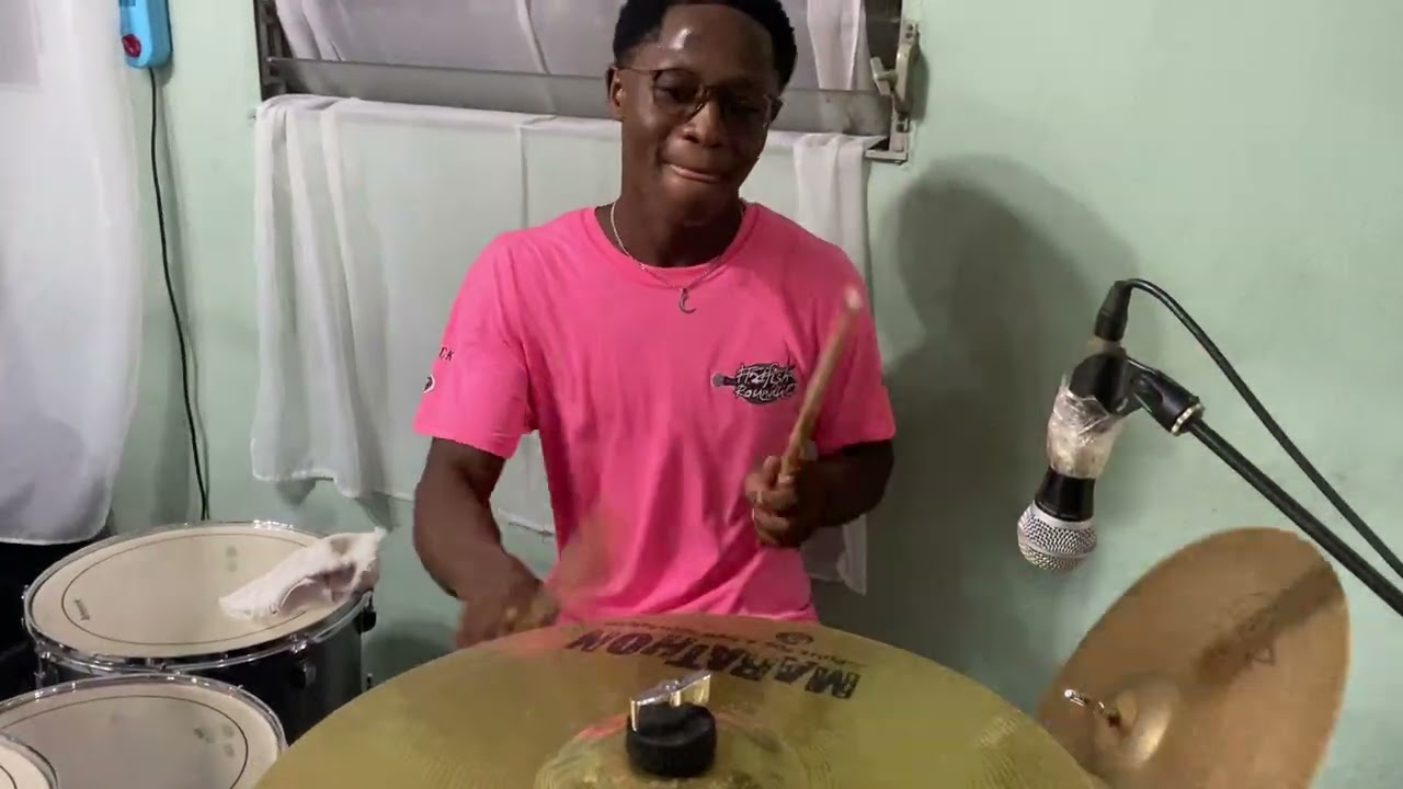 Adoration Bondye fel oui li fem pou mwen Mike Drummer 🥁💫