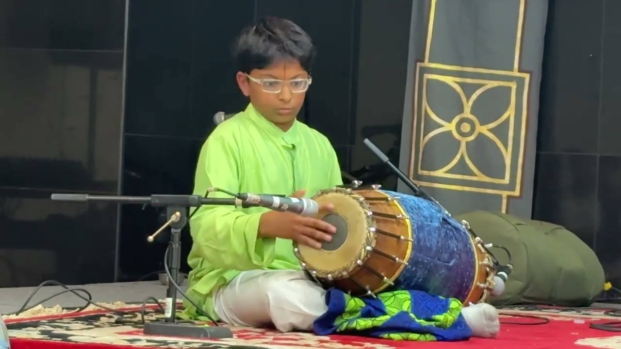 Aashrith Aravind Adi talam Thani avarthanam - Sri Kanthimathim