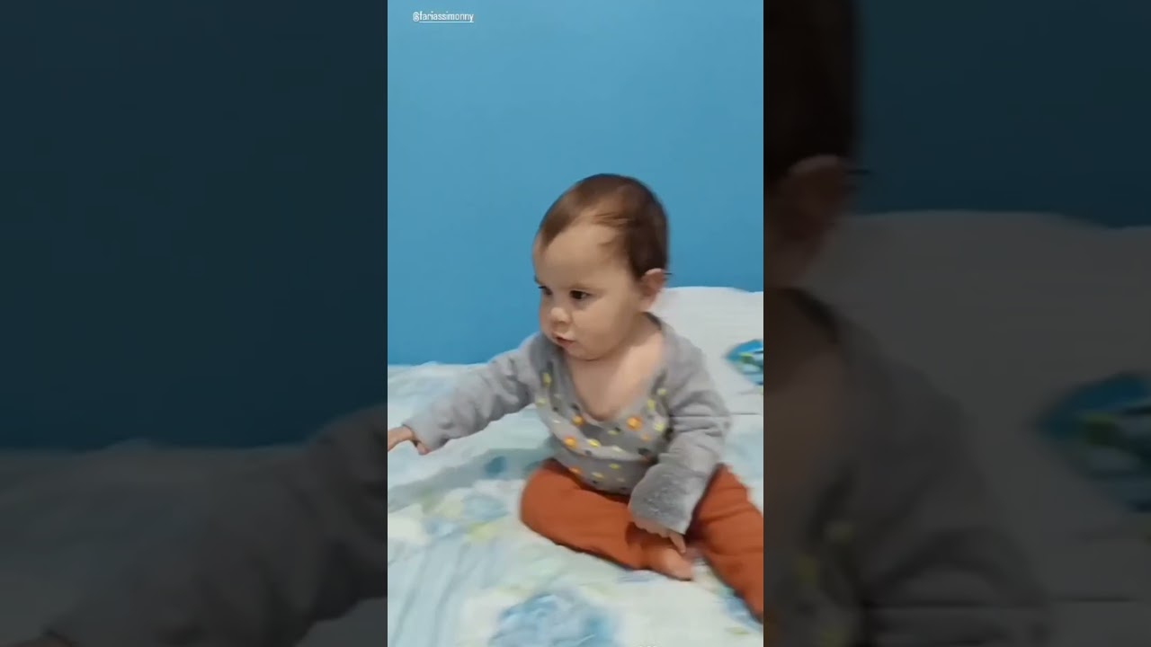Meu irmão bagunceiro. 