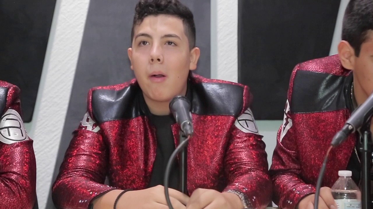 Cornelio Vega Y Su Dinastia (Frijolito Challenge)