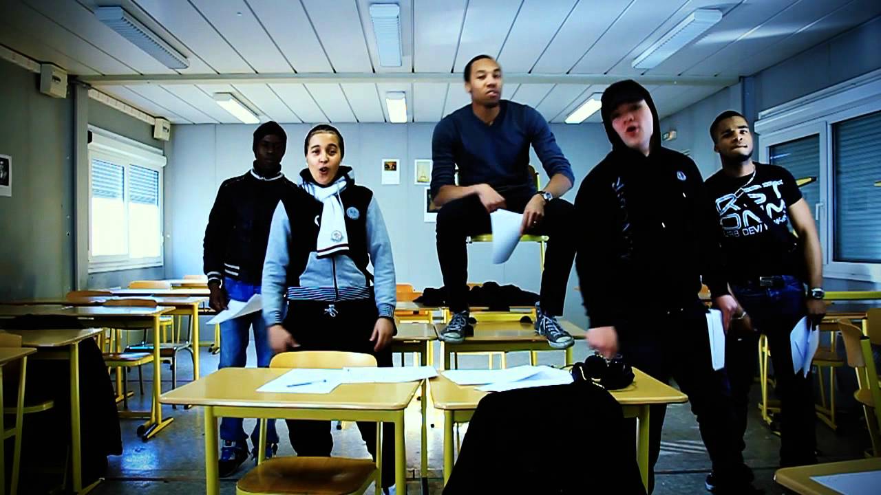 AMBITIEUX (CLIP OFFICIEL) SPINAX FEAT NADJET'7 & BENJAS