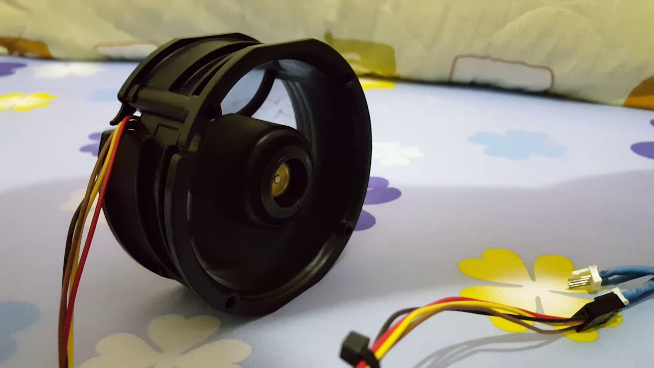 9RF0912P1H001 SANYO DENKI  San Ace 9RF  12V 0.17A  FWD / REV fan (FWD:5500rpm  REV:5300rpm)