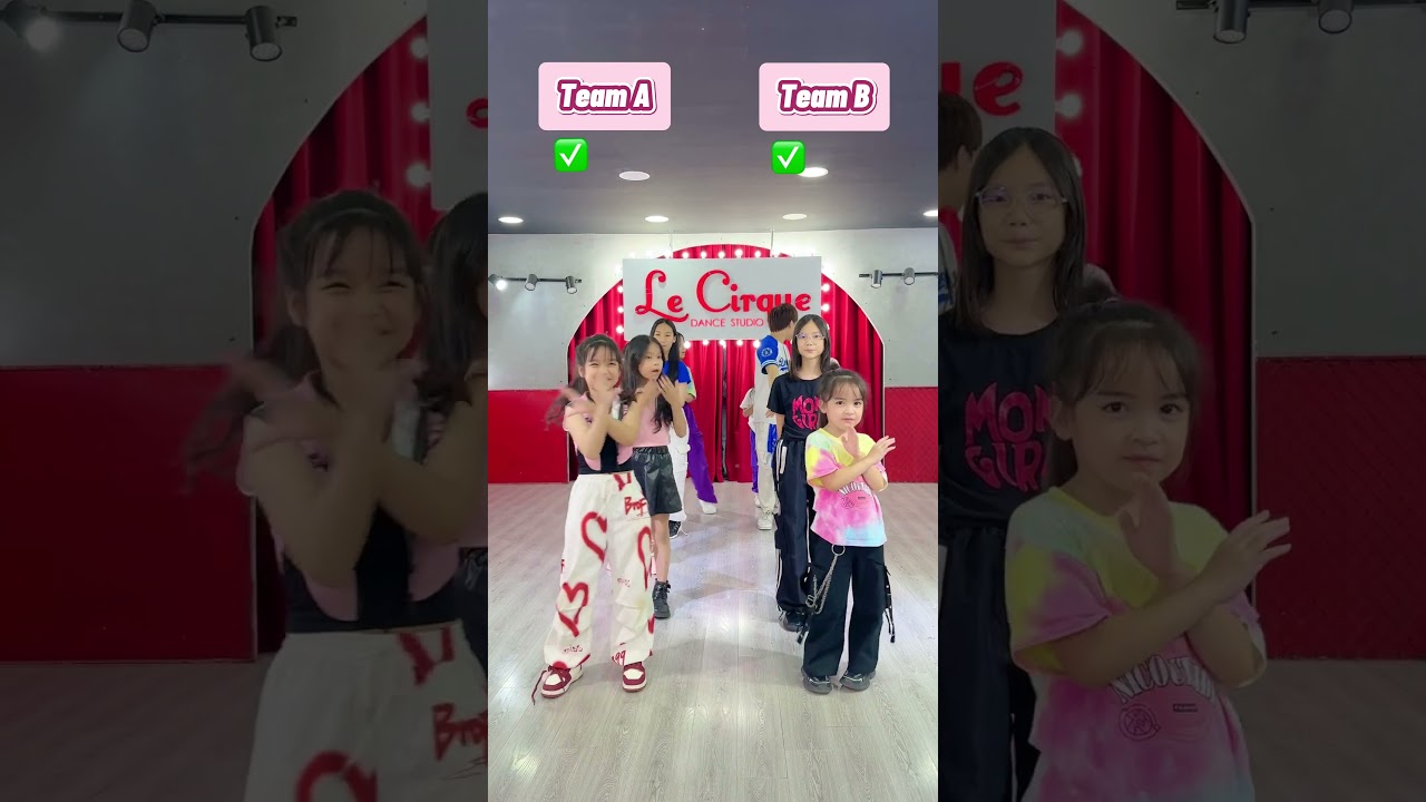 C&aacute;c bạn chọn Team n&agrave;o? | Follow Thầy để xem nhiều Clip nhảy hơn | Battle Dance Lớp Tiktok Thầy Huy