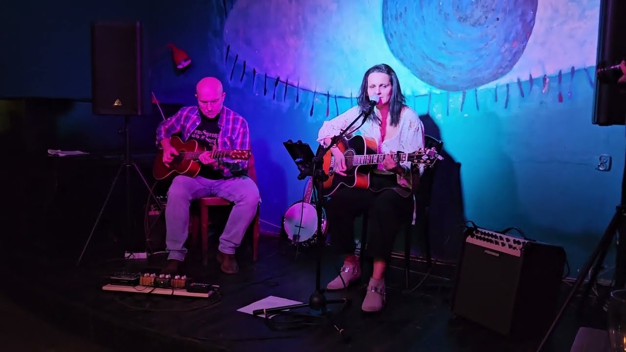 Nie tak - Ola Nowak Duo (live Cafe Szafe)