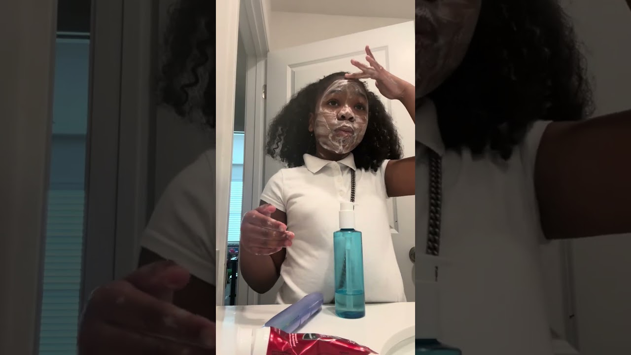 grwm for school / get my outfit outtt .!, don’t forget to like comment and subscribe.