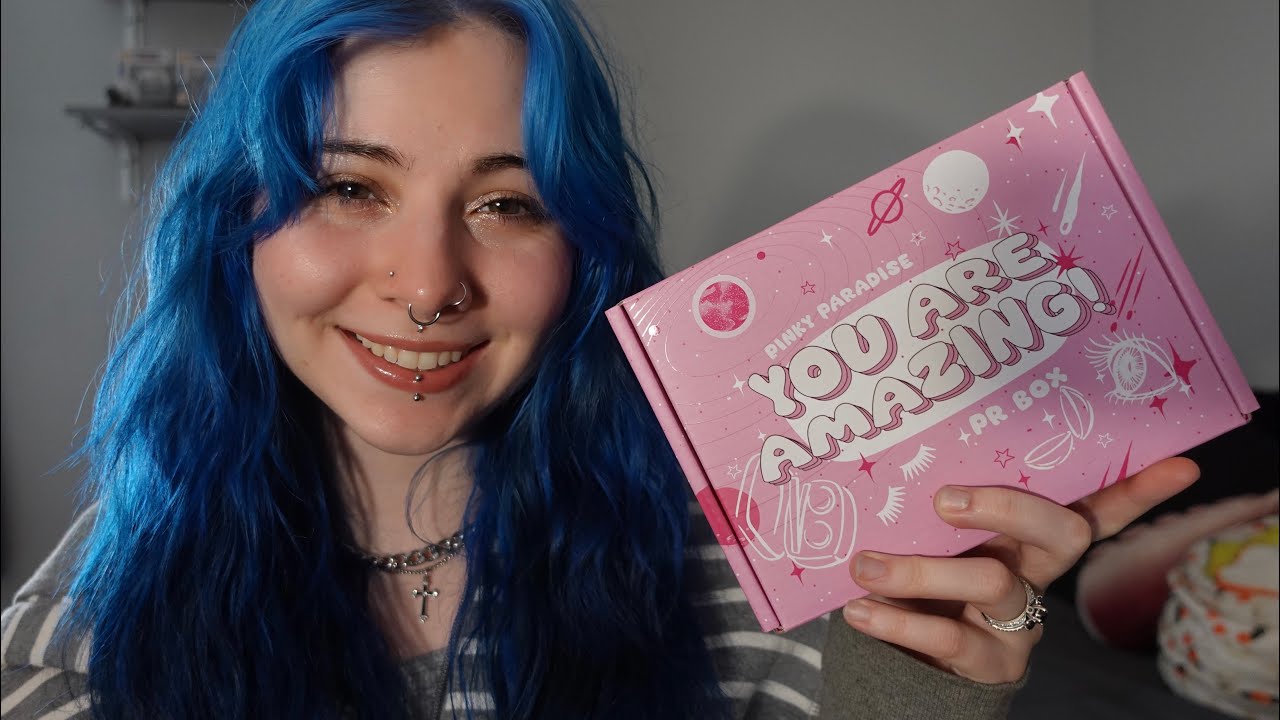 Pinky Paradise Unboxing + Try on Haul (Trying Contacts for the FIRST TIME!!)