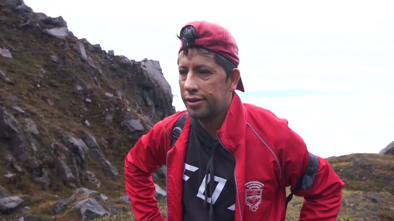 Busqueda de jovenes perdidos en el VOLCAN DOÑA JUANA.