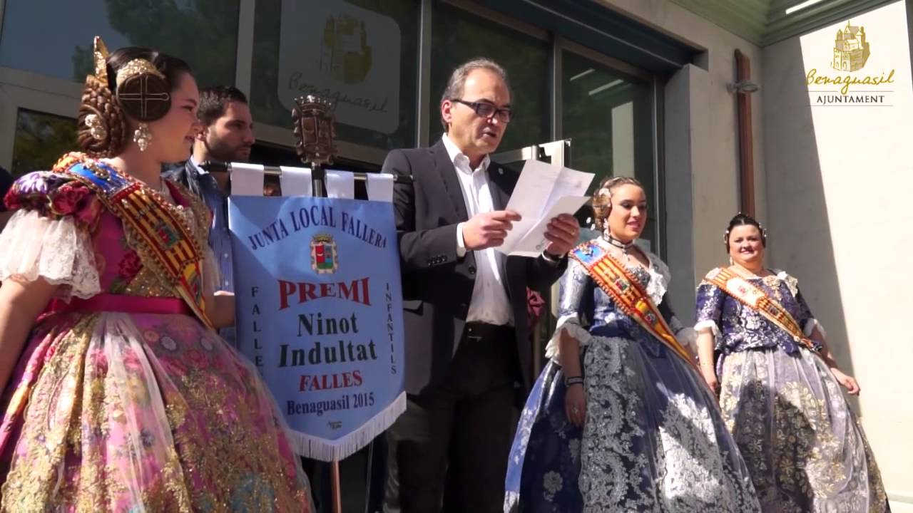 ENTREGA DE PREMIS AL NINOT INDULTAT - BENAGUASIL 2015
