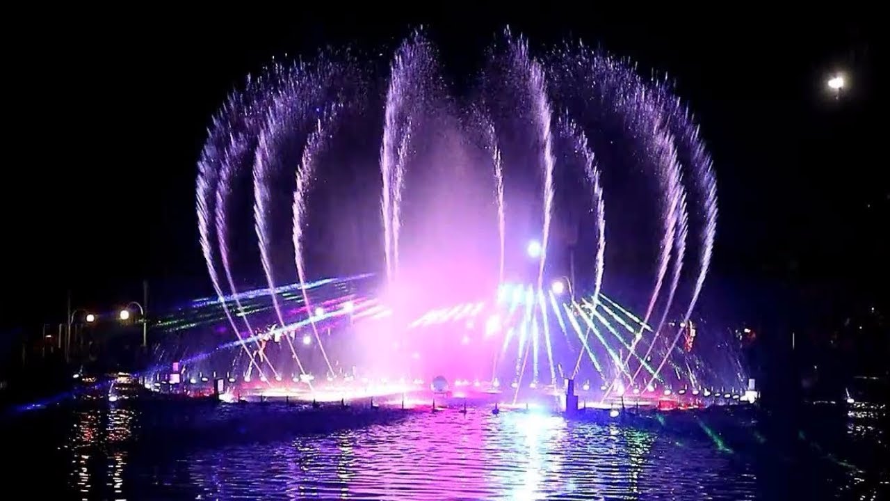 Air Mancur Menari - Festival Of lights Spectacular Dancing Fountain Purwokerto