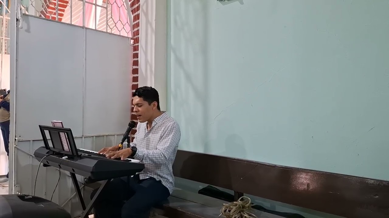 SAAAANTO SANTO ES EL SE&Ntilde;OR  (PIANO CORO)