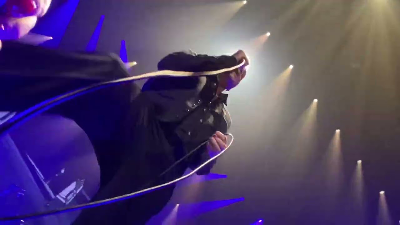 MORRISSEY - SUEDEHEAD - Live at The Colosseum at Caesars Palace - 07/08/2022