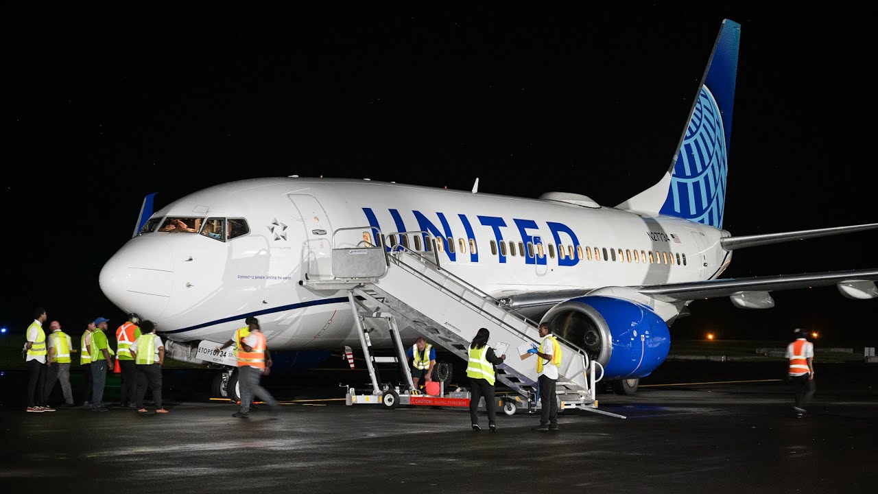 United Airlines Inaugural Departure | Dominica 🇩🇲 to Newark 🇺🇸 | Boeing 737-700 - UA2848 | 4K