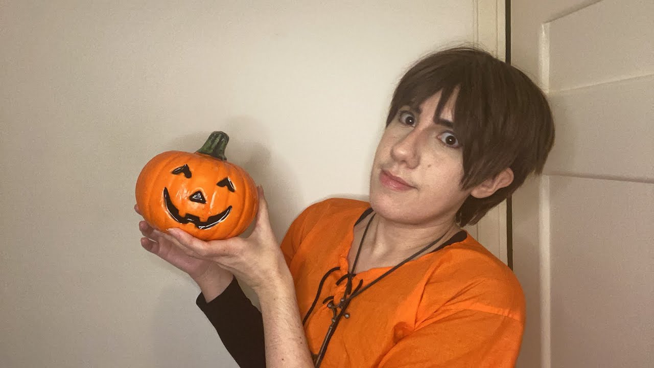 Let’s pretend it’s Halloween 🎃 Disaster craft ✂️