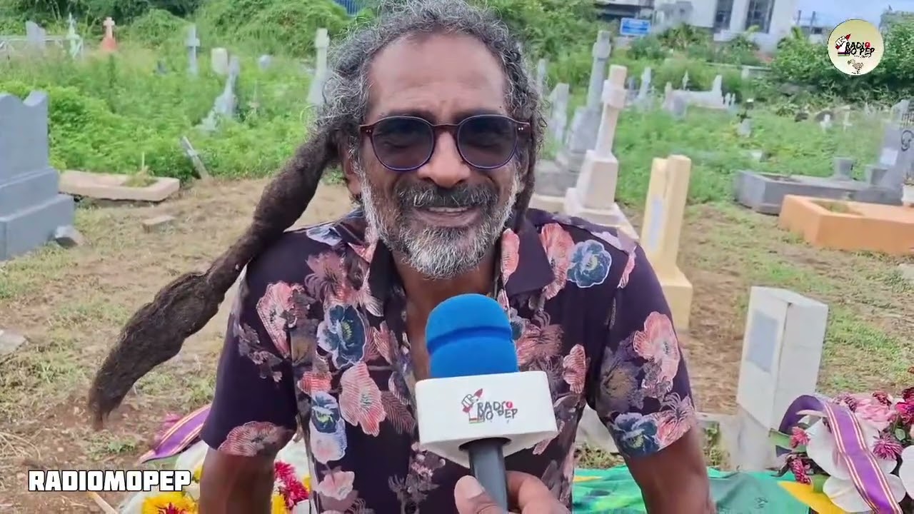 Hommage kaya de nombreuses personnes ont fait les déplacements pour lui rendre visite￼.