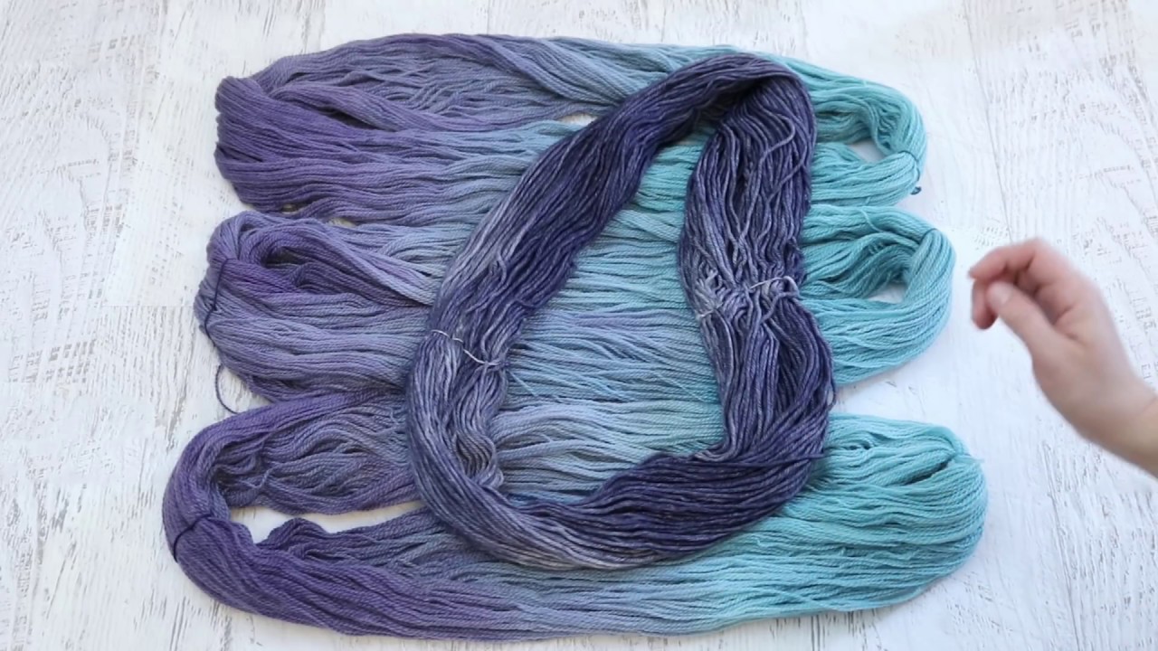 ChemKnits Chanukah Special 2018 Night 2 - Dip Dyeing Yarn in Two Rit Colors